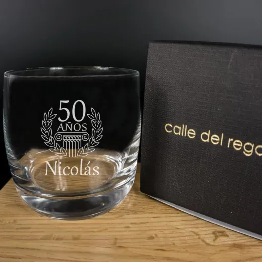 Vaso de whisky grabado para cumplea&ntilde;os (Idea de regalo original)