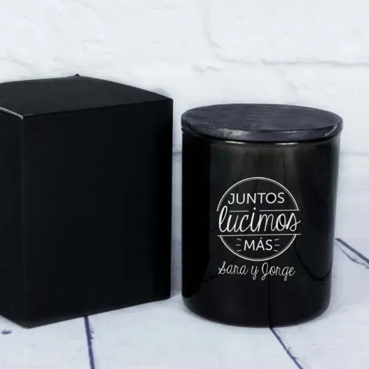 Vela grabada 'Juntos' con campana de cristal (Detalle de presentación)