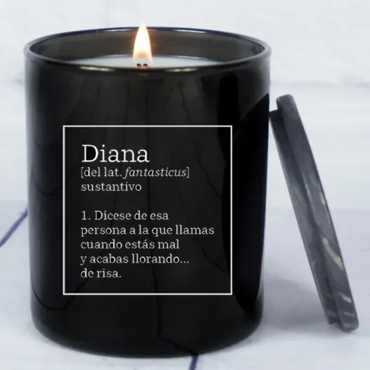 Vela grabada 'Definici&oacute;n' con campana de cristal (Vista alternativa)