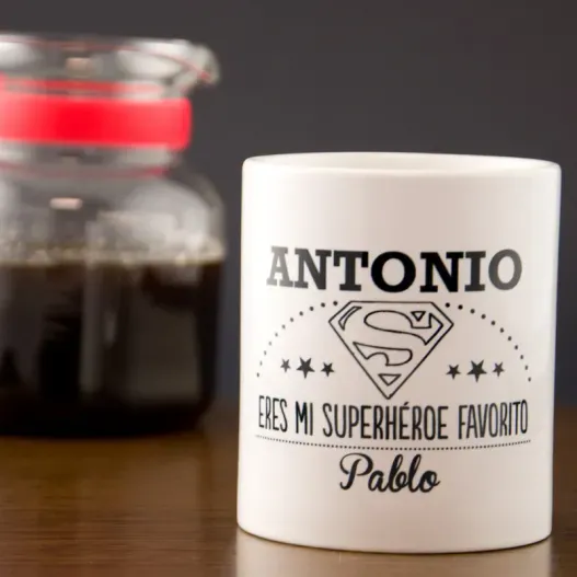 Taza personalizada para mi superh&eacute;roe (Detalle de presentación)