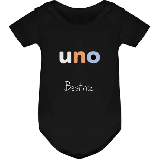 Body o camiseta infantil personalizada 'Edades' (Vista alternativa)
