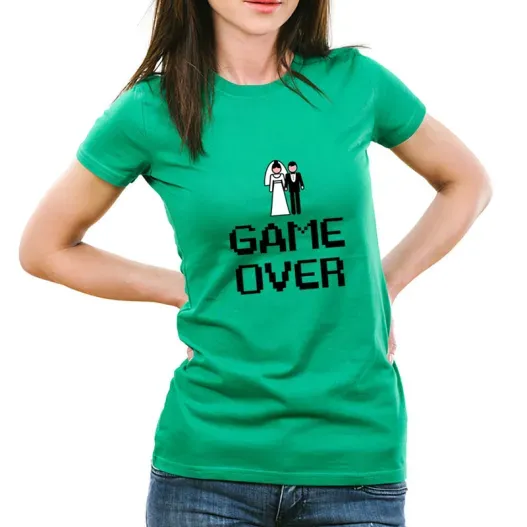 Camiseta despedida de solteras Game over (Detalle de presentación)