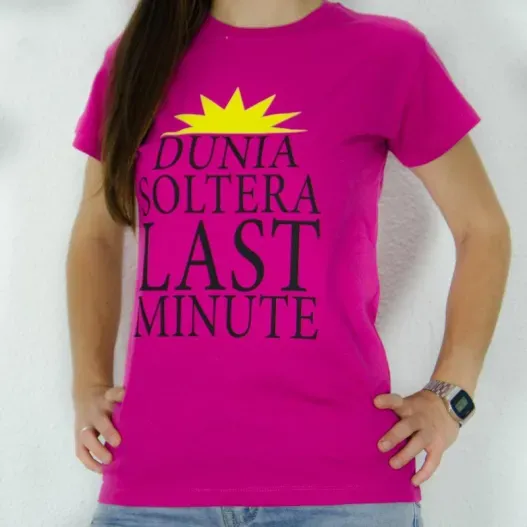 Camiseta soltera last minute personalizada (Idea de regalo original)