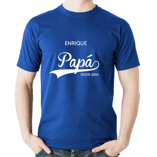 Camiseta personalizada Pap&aacute; desde... (Detalle de presentación)