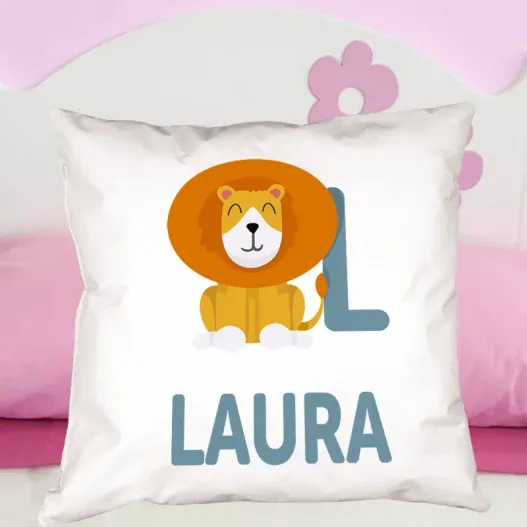 Coj&iacute;n personalizado 'alfabeto animal' (Detalle de presentación)