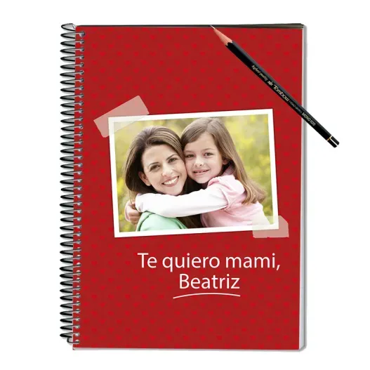 Cuaderno personalizado para mam&aacute; (Detalle de presentación)