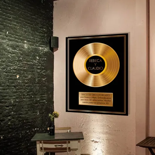 Disco de oro personalizado en lienzo (Detalle de presentación)