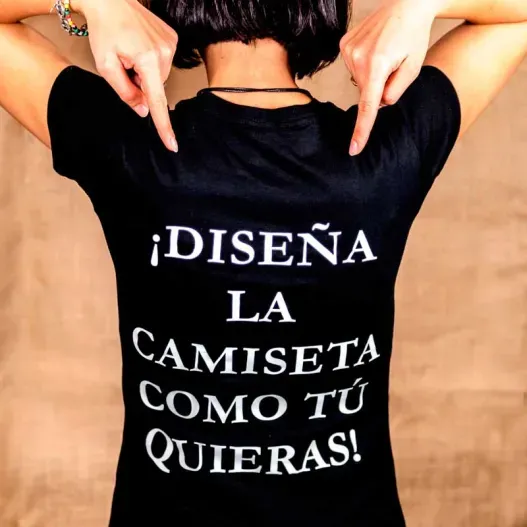 Dise&ntilde;a tu camiseta personalizada