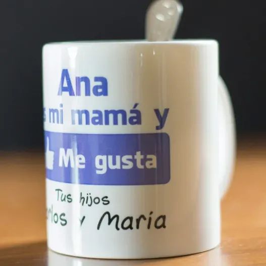 Taza personalizada "Me gusta mi mam&aacute;"
