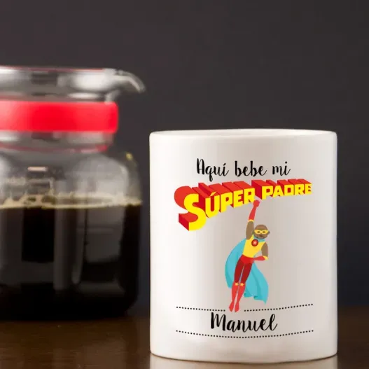 Taza S&uacute;perpadre personalizada (Detalle de presentación)