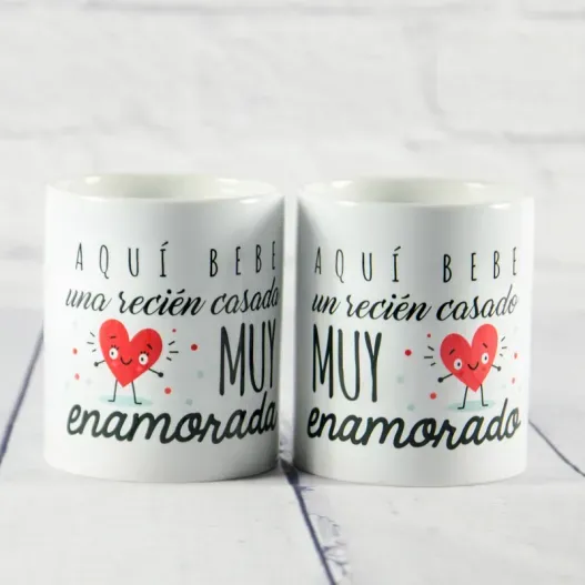 Pack de dos tazas Reci&eacute;n Casados