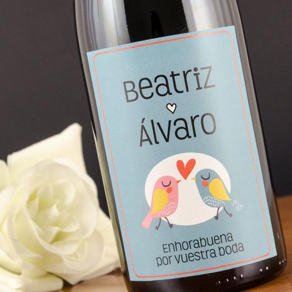 Botella de vino especial novios
