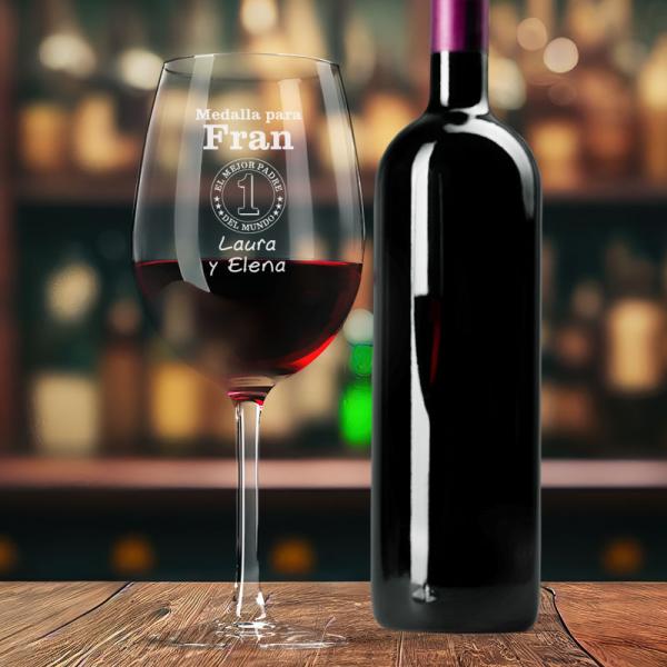 Copa de vino grabada 'Medalla al mejor papá'