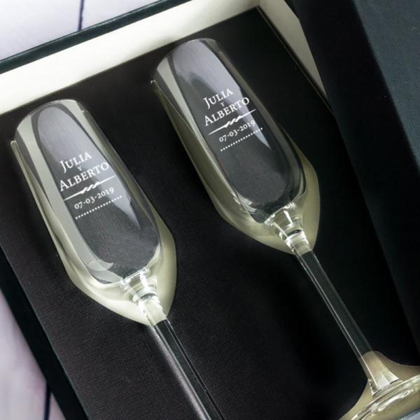 Copas de cava grabadas para pareja
