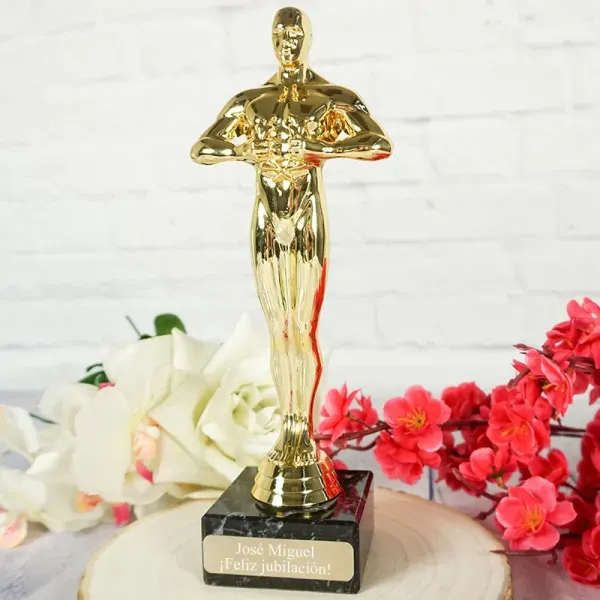 Estatua Óscar personalizada para jubilación