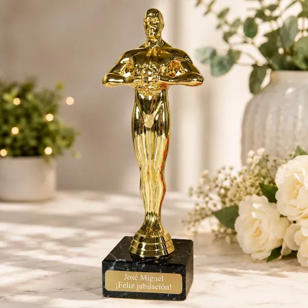 Estatua Óscar personalizada para jubilación