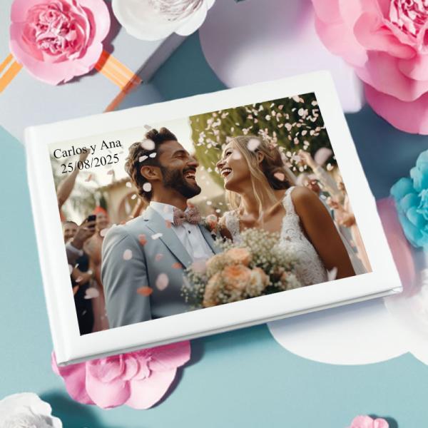 Regalos personalizados: Libros personalizados: Libro de firmas personalizado para Bodas
