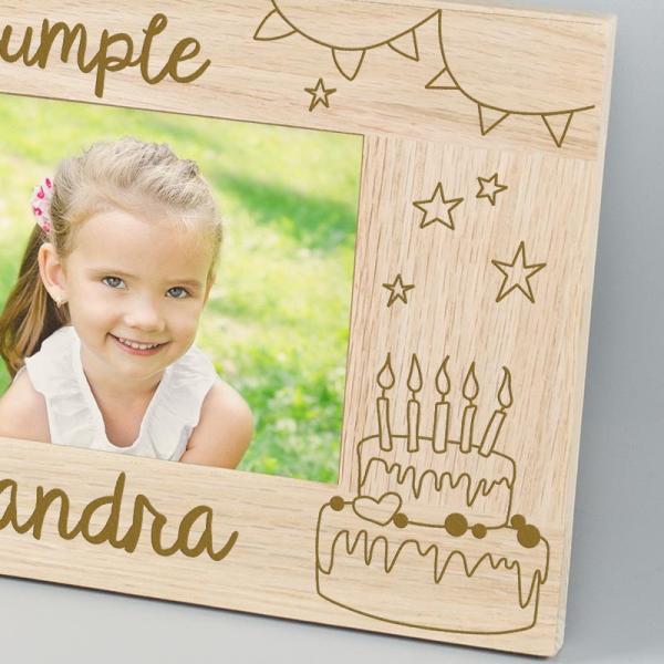 Regalos personalizados: Dise&ntilde;o y decoraci&oacute;n: Marco de fotos infantil personalizado para cumple