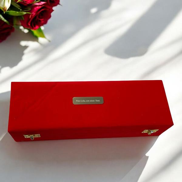 Regalos personalizados: Regalos con nombre: Rosa de oro grabada