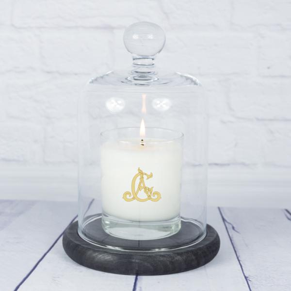 Vela blanca personalizada con monograma