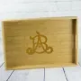 Regalos personalizados: Dise&ntilde;o y decoraci&oacute;n: Bandeja de madera con monograma grabado