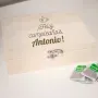 Regalos personalizados: Regalos con nombre: Caja de t&eacute; grabada para cumplea&ntilde;os