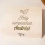 Regalos personalizados: Regalos con nombre: Caja de t&eacute; grabada para cumplea&ntilde;os