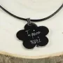Regalos personalizados: Joyas personalizadas: Colgante flor con tu letra grabada