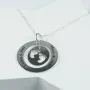 Regalos personalizados: Joyas personalizadas: Colgante pies de plata personalizado