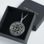 Regalos personalizados: Joyas personalizadas: Colgante de plata roset&oacute;n personalizado