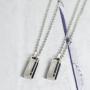 Regalos personalizados: Joyas personalizadas: Conjunto de colgantes personalizados para pareja