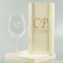 Regalos personalizados: Cristaler&iacute;a personalizada: Copa de vino con iniciales grabadas