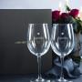 Regalos personalizados: Cristaler&iacute;a personalizada: Copas de vino grabadas con coraz&oacute;n