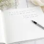 Regalos personalizados: Libros personalizados: Libro de firmas de boda personalizado con nombres y fecha