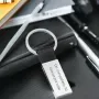 Regalos personalizados: Llaveros personalizados: Llavero con texto grabado