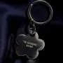 Regalos personalizados: Llaveros personalizados: Llavero flor grabado