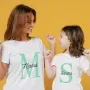 Regalos personalizados: Regalos con nombre: Pack camisetas mam&aacute; e hij@ personalizado Inicial