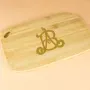 Regalos personalizados: Dise&ntilde;o y decoraci&oacute;n: Tabla de madera con monograma grabado