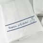 Regalos personalizados: Regalos bordados: Toalla bordada 'A la ducha'