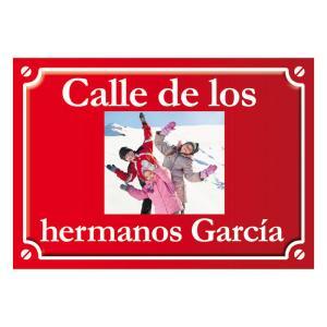 Placa de calle infantil con foto