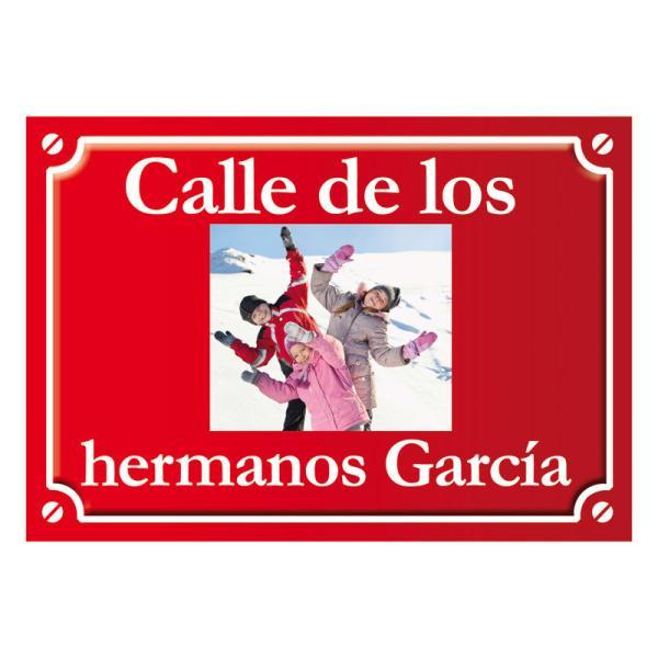 Placa de calle infantil con foto
