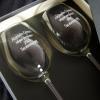 Cristalería personalizada: Copas de vino grabadas para profesores