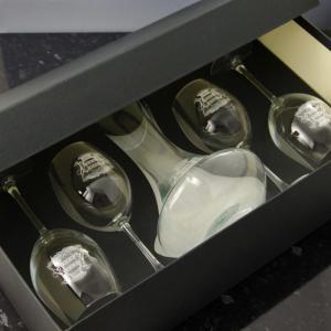 Estuche para el decantador con 4 copas