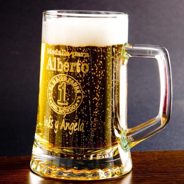 Jarra de cerveza con medalla al mejor padre