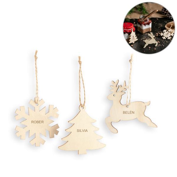 Adornos navideños de madera grabados