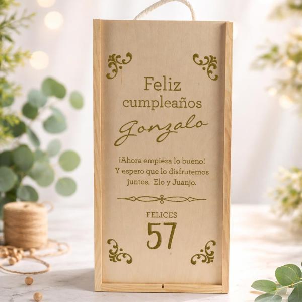 Caja de madera personalizada 'Feliz cumpleaños'