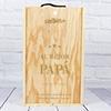 En caja de madera personalizada 2 botellas al mejor papá