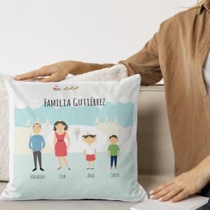 Cojín Familia Molona personalizado