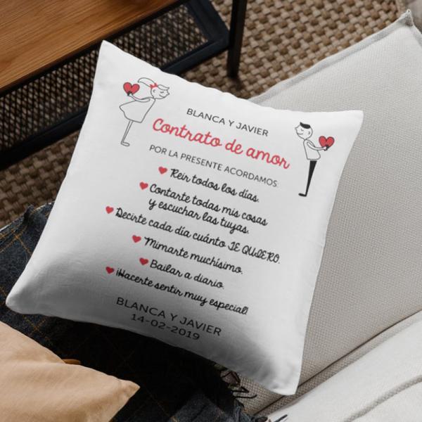 Cojín personalizado contrato de amor