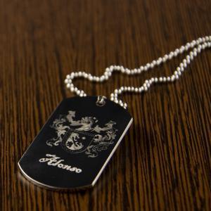 Colgante chapa con escudo grabado